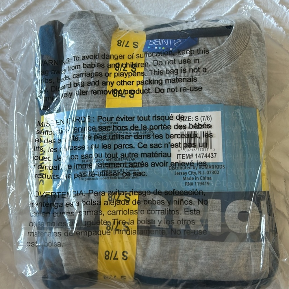 Boys 3 Piece Sleepwear Set Warm Long Sleeve Blue/Gray Camo Sz XS 5/6, S 7/8 NWT - Picture 2 of 4